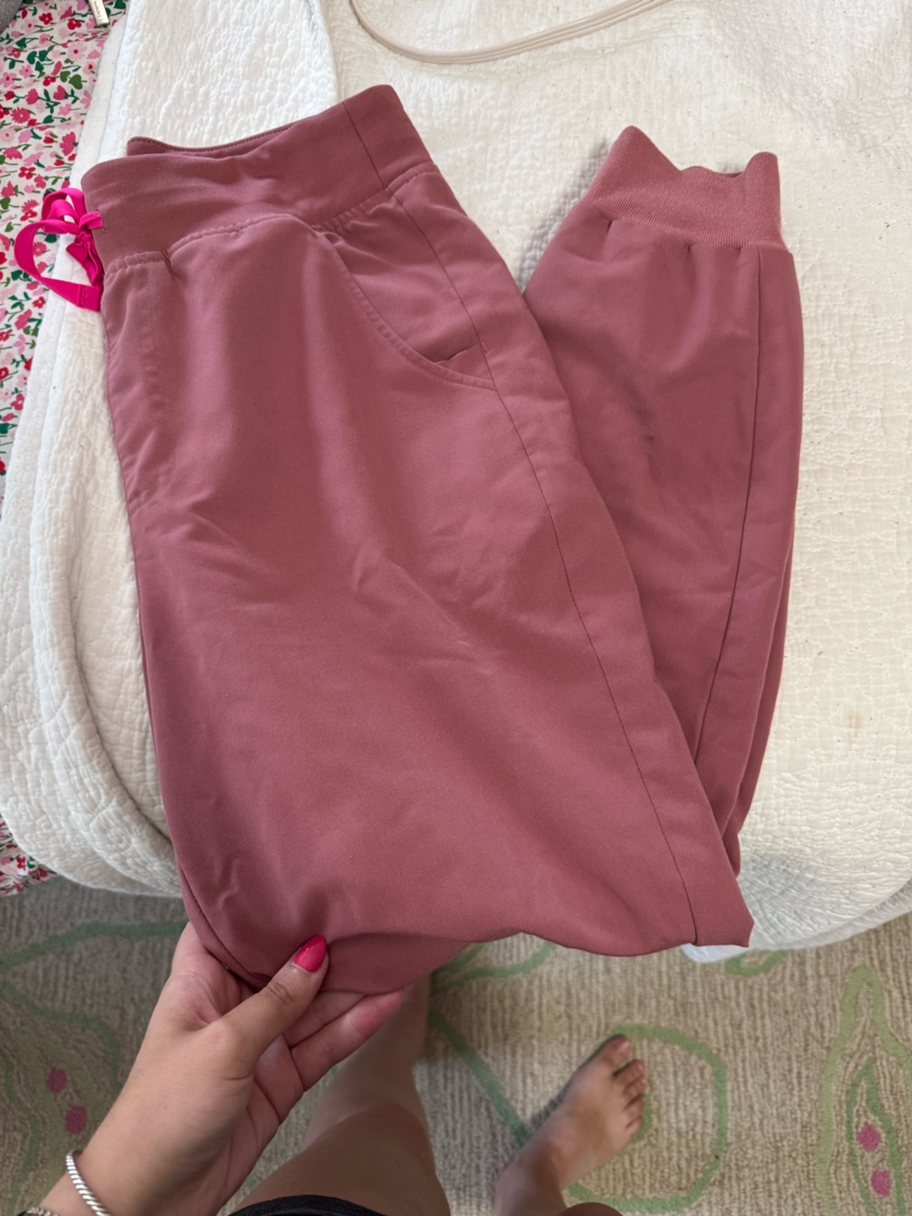 Figs Zamora high waisted Mauve scrub pant